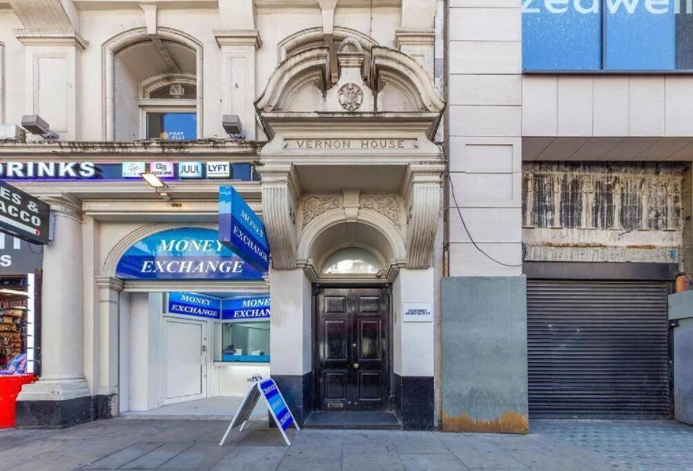 1 Bedroom Flat Piccadilly Sleep 7 In London Vr10 Dış mekan fotoğraf